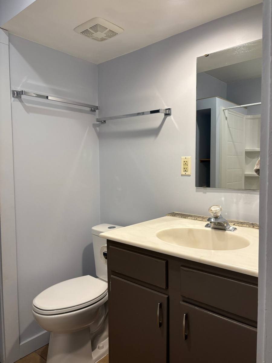 House for rent at 3837 Old Hendersonville Highway, Brevard, NC 28712