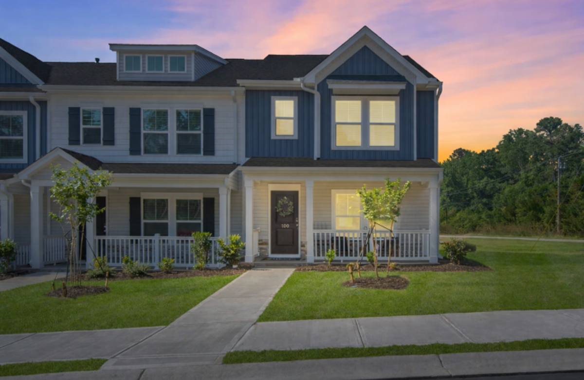 Townhouse for rent at 102 Wyndham Way, Laurens, SC 29360