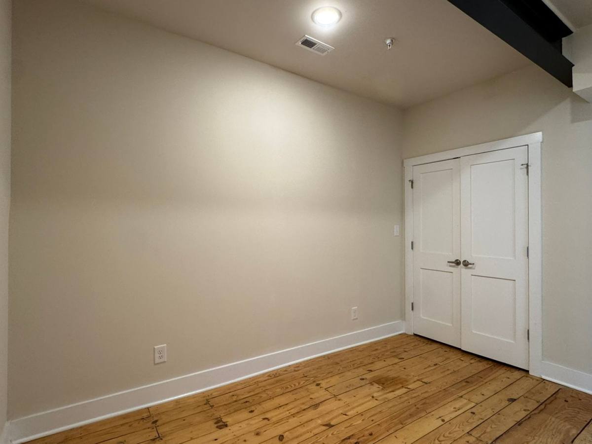 Apartment for rent at 106 N Main St #4, Hopewell, VA 23860