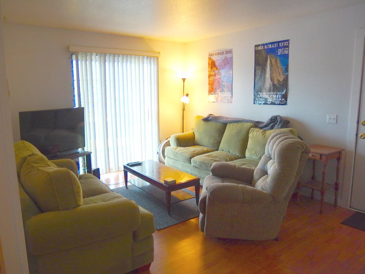 Apartment for rent at 1424 Northwood Dr, Moscow, ID 83843