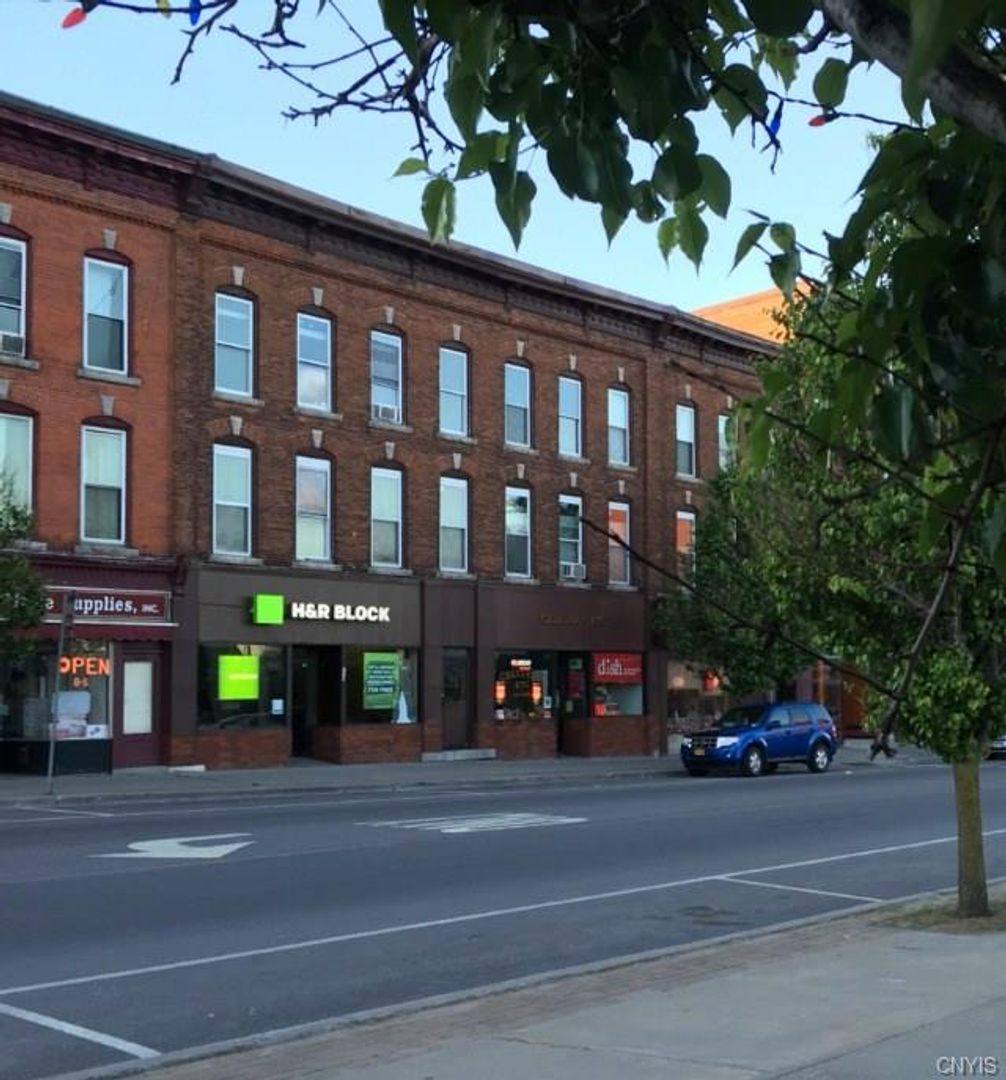 Apartment for rent at 268-270 State St, Carthage, NY 13619