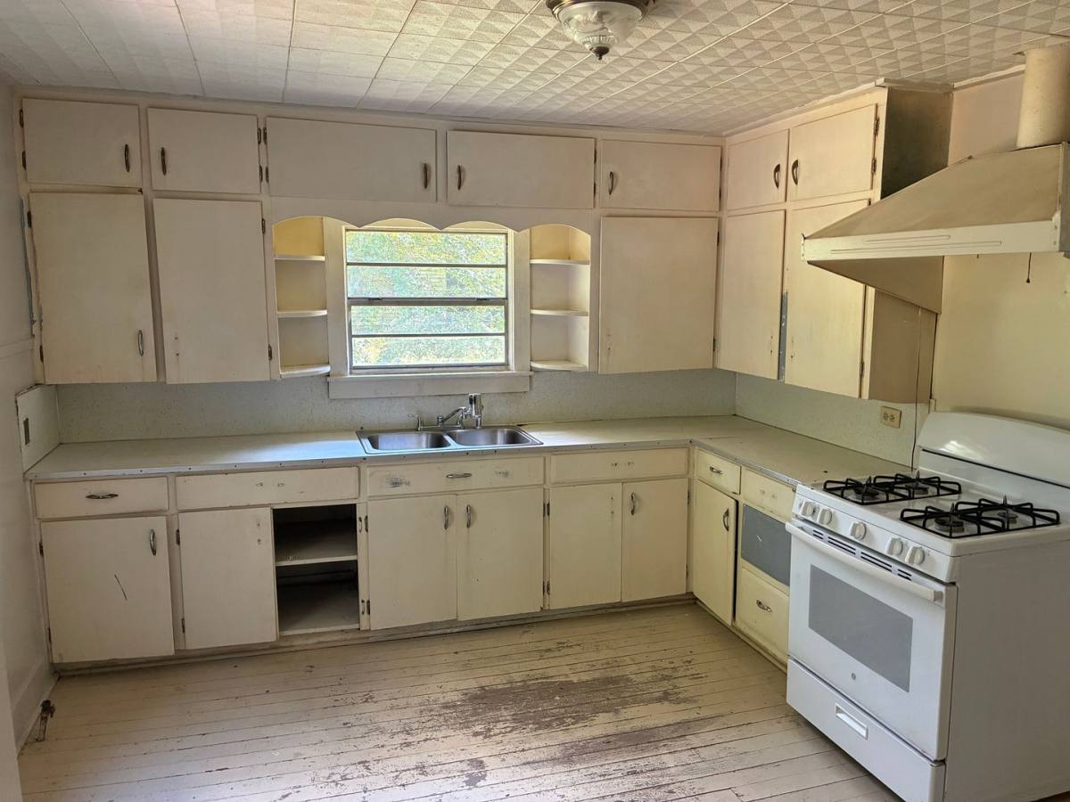 House for rent at 304 Morris, Omaha, TX 75571