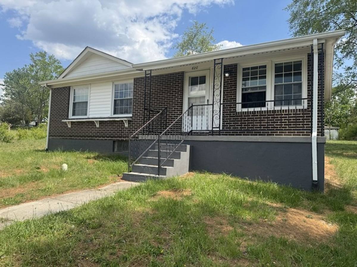 House for rent at 620 E Roanoke St, Blacksburg, VA 24060