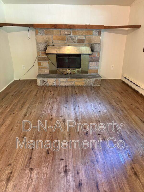 House for rent at 1513 Locust Lane, Pocono Lake, PA 18347