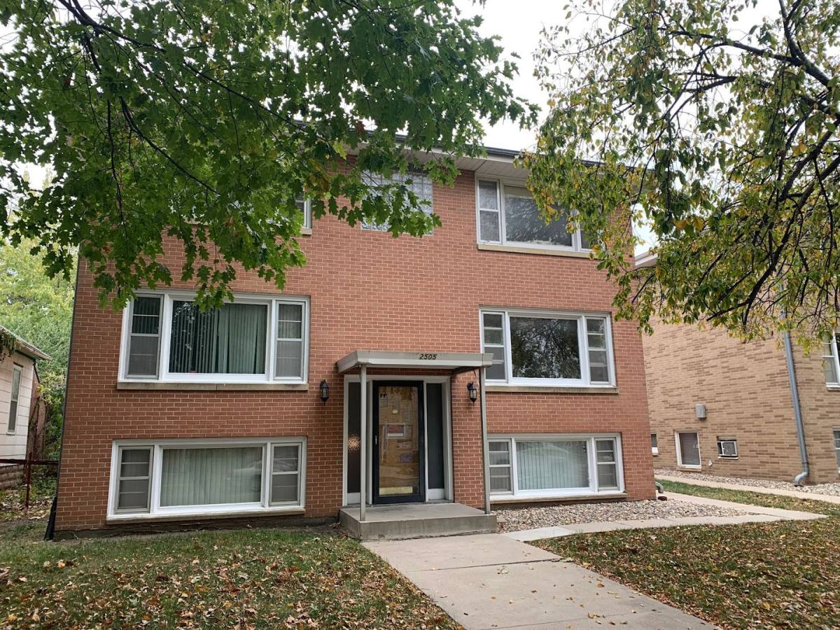 Townhouse for rent at 2020 S Cotner, Lincoln, NE 68506