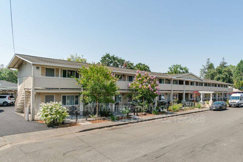 Apartment for rent at 555 Dexter St #B, Santa Rosa, CA 95404
