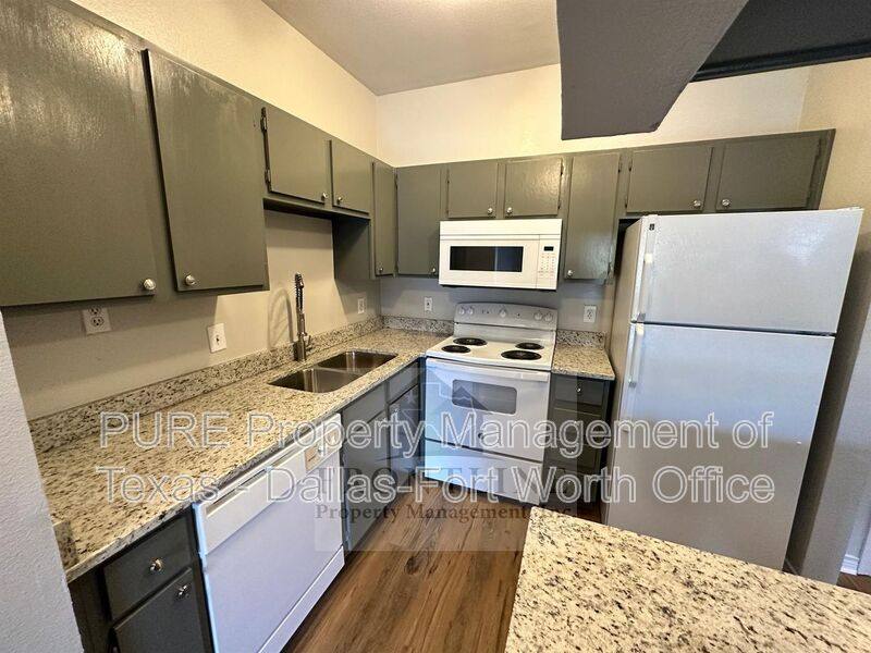 Condo for rent at 1655 Ascension Bluff Dr #170, Arlington, TX 76006