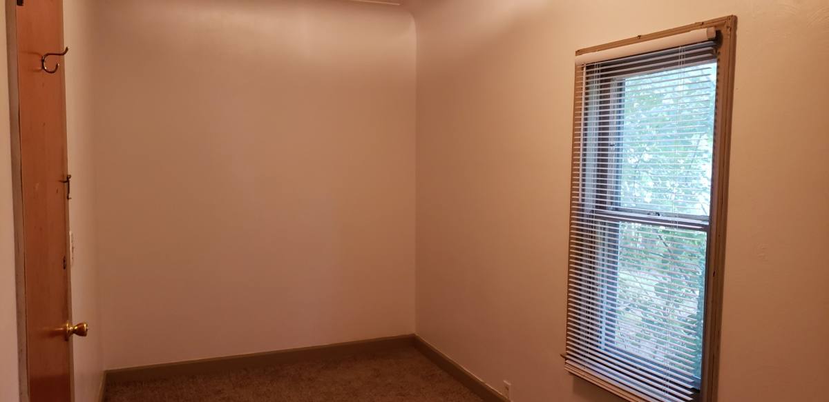 House for rent at 1187 Kenneth St, Muskegon, MI 49442