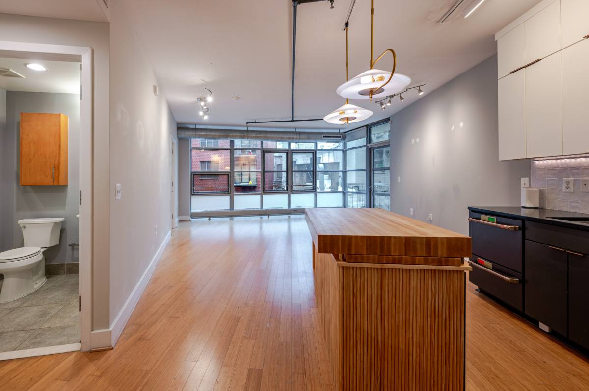 Condo for rent at 1444 Church St NW #201, Washington, DC 20005