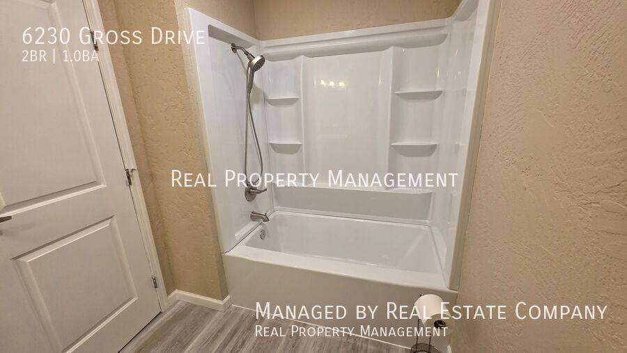 Townhouse for rent at 6230 Gross Dr, Anchorage, AK 99507