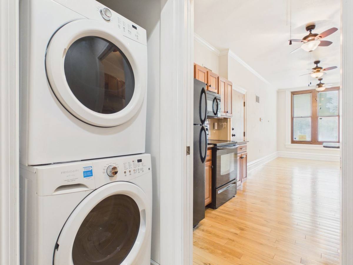 Apartment for rent at 104 State St, Harrisburg, PA 17101