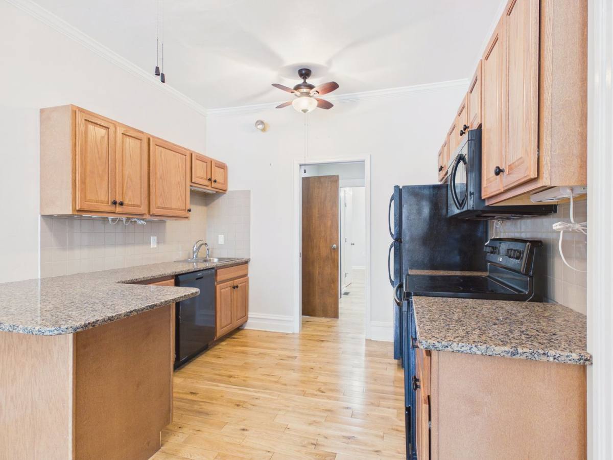 Apartment for rent at 104 State St, Harrisburg, PA 17101