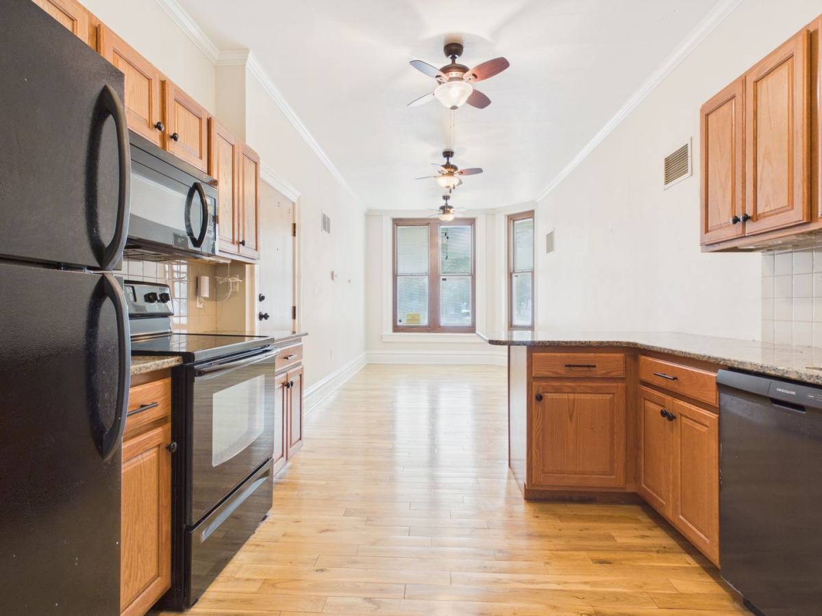 Apartment for rent at 104 State St, Harrisburg, PA 17101