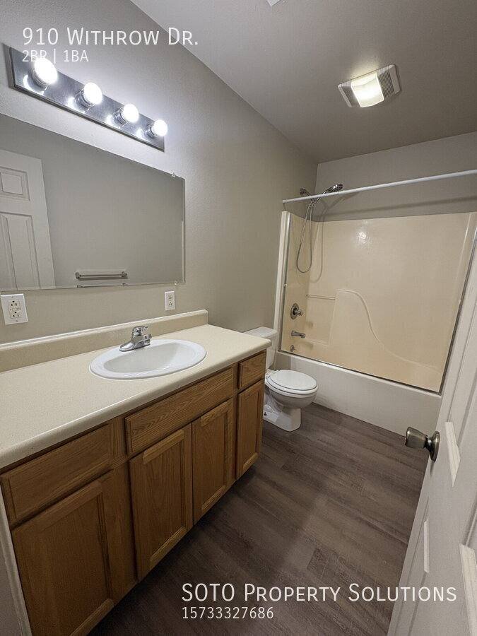 Apartment for rent at 910 Withrow Dr, Oran, MO 63771