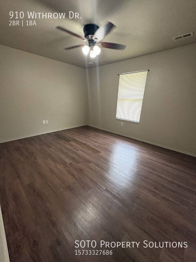 Apartment for rent at 910 Withrow Dr, Oran, MO 63771