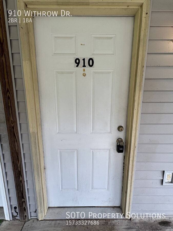 Apartment for rent at 910 Withrow Dr, Oran, MO 63771