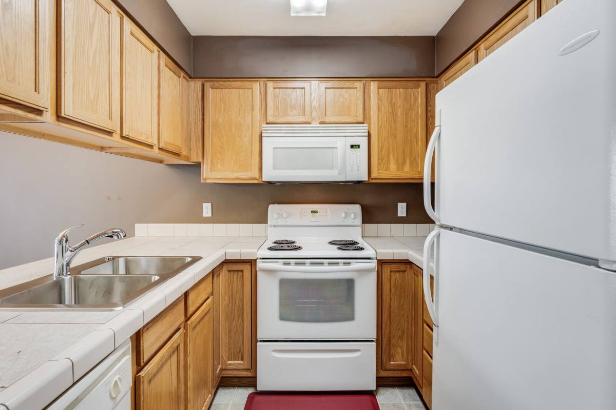 Townhouse for rent at 15979 SW Roth Dr, Beaverton, OR 97078
