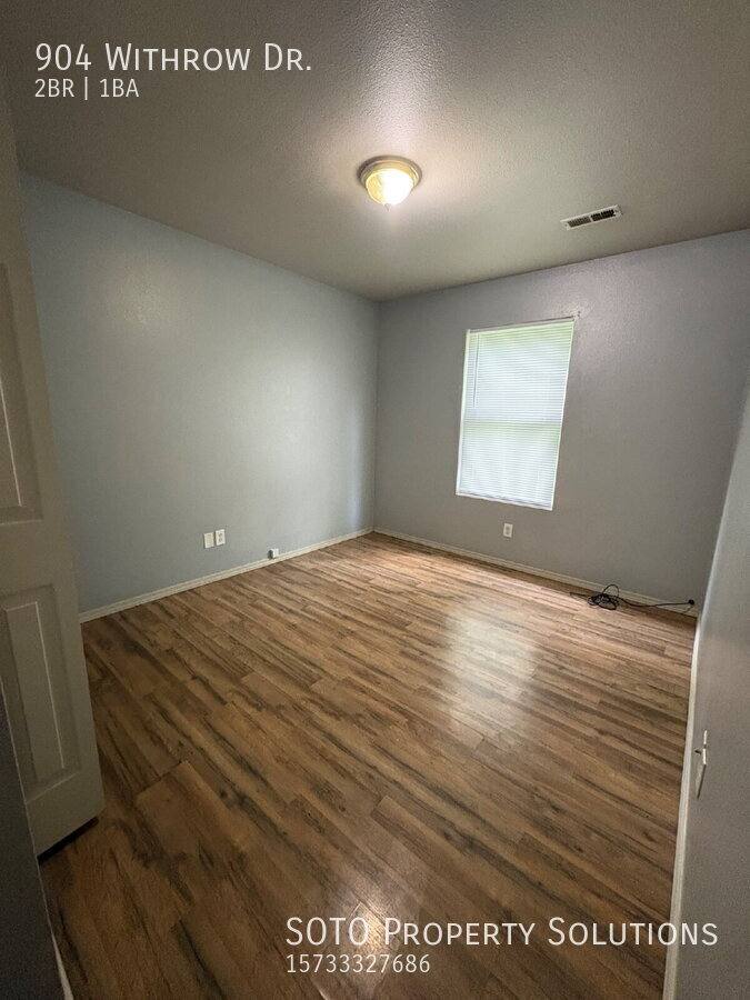 Apartment for rent at 904 Withrow Dr, Oran, MO 63771