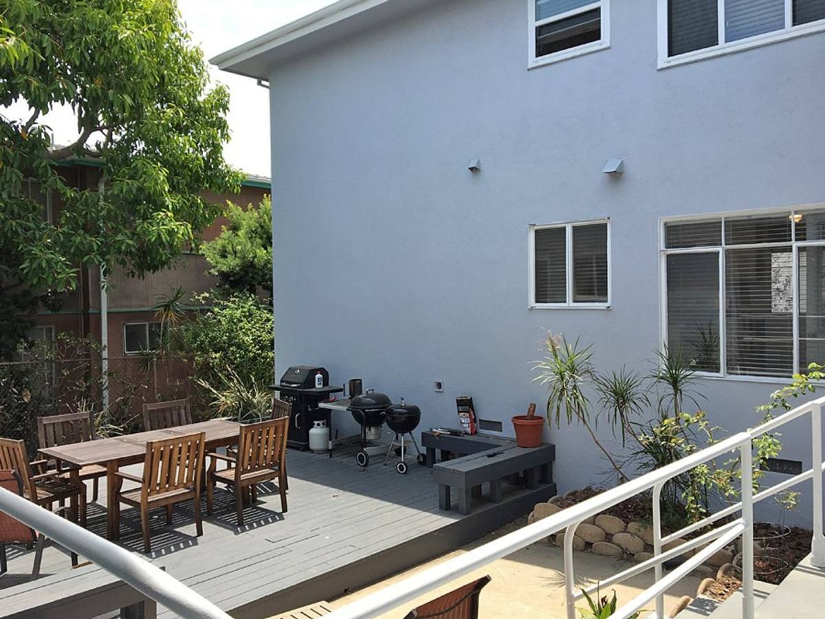 Apartment for rent at 1224 Ocean Park Blvd, Santa Monica, CA 90405