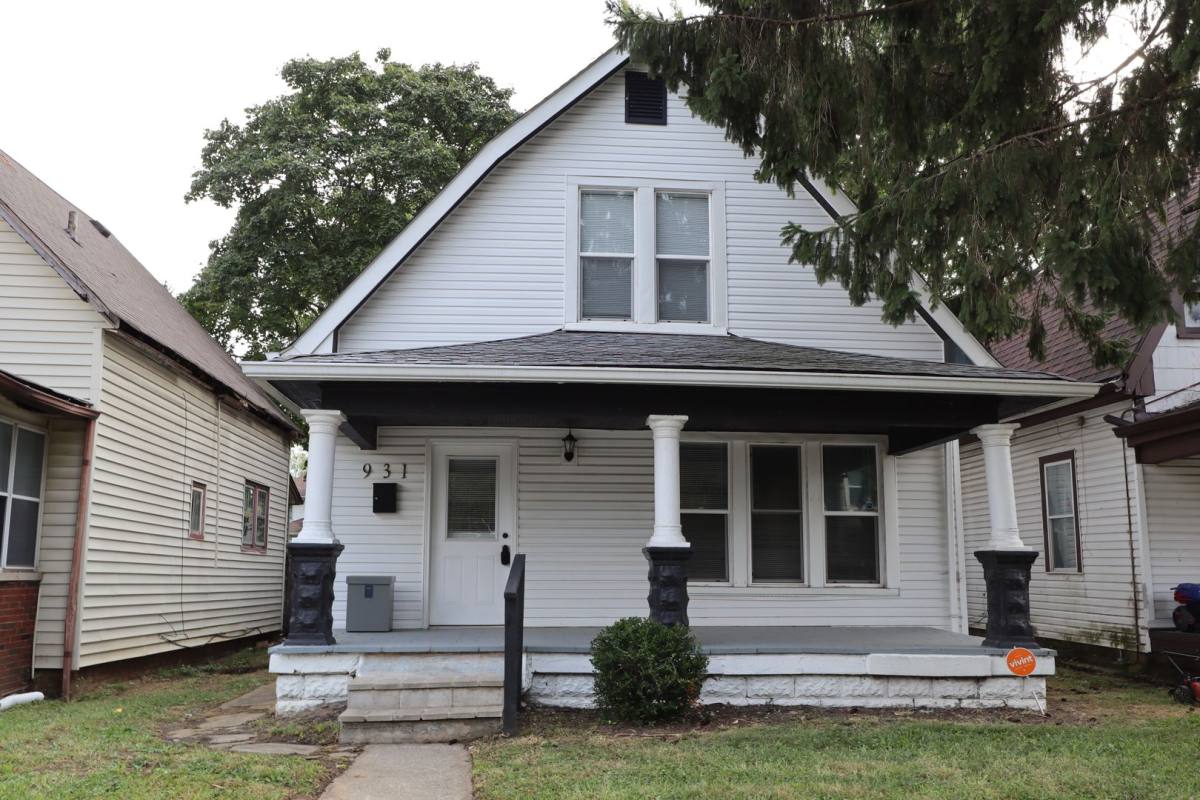 House for rent at 931 N Oakland Ave, Indianapolis, IN 46201