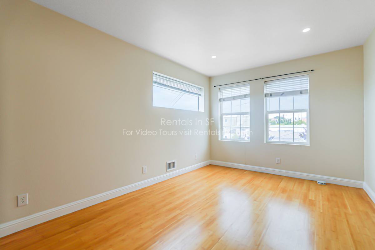 House for rent at 540 Griffith St, San Francisco, CA 94124