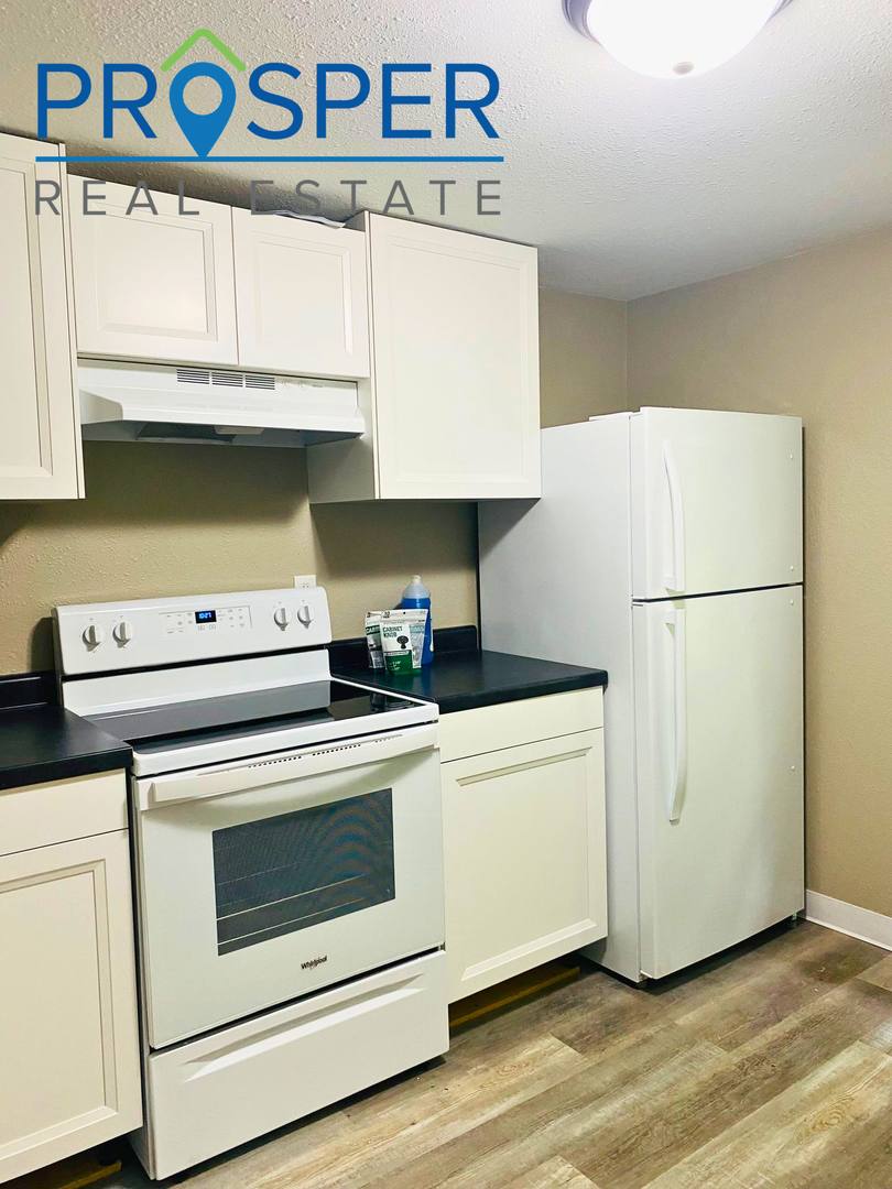 Apartment for rent at 909 Washington St, Wausau, WI 54401