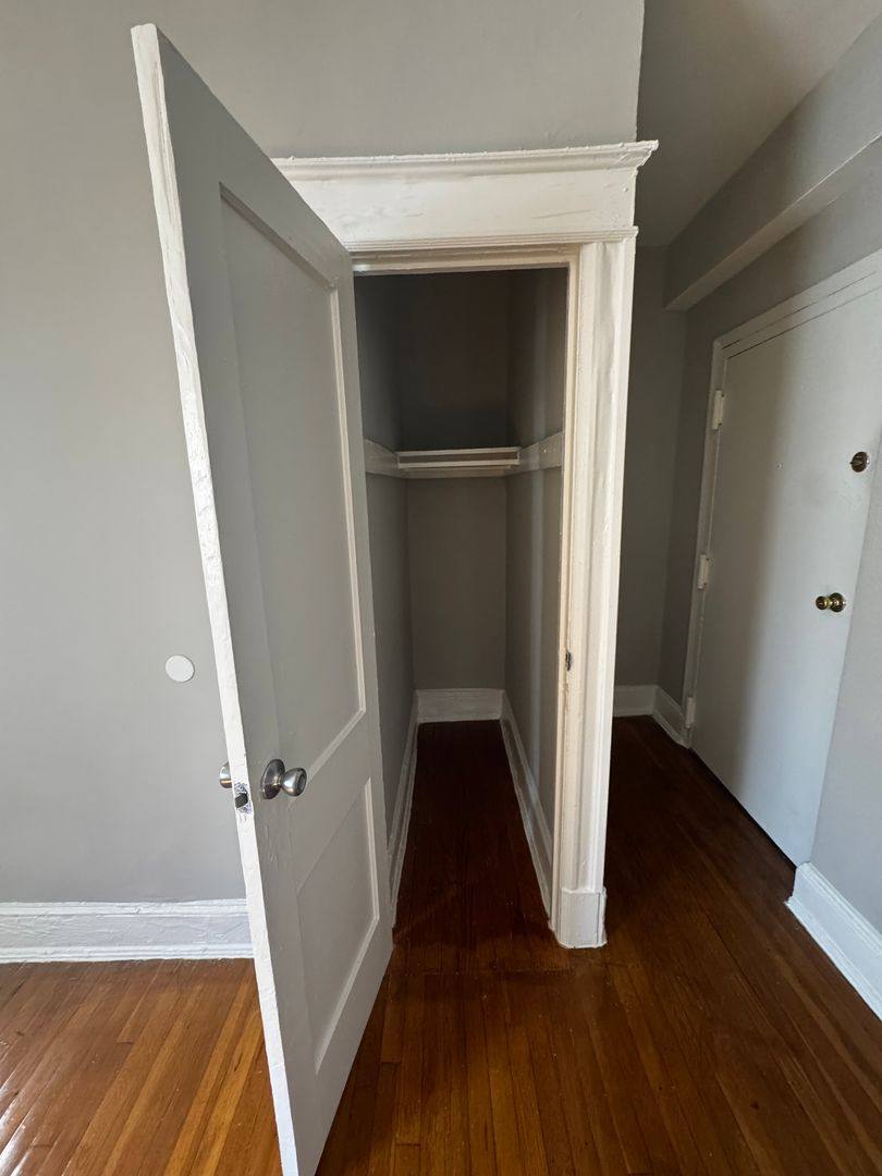 Apartment for rent at 1307 12th St NW, Washington, DC 20005