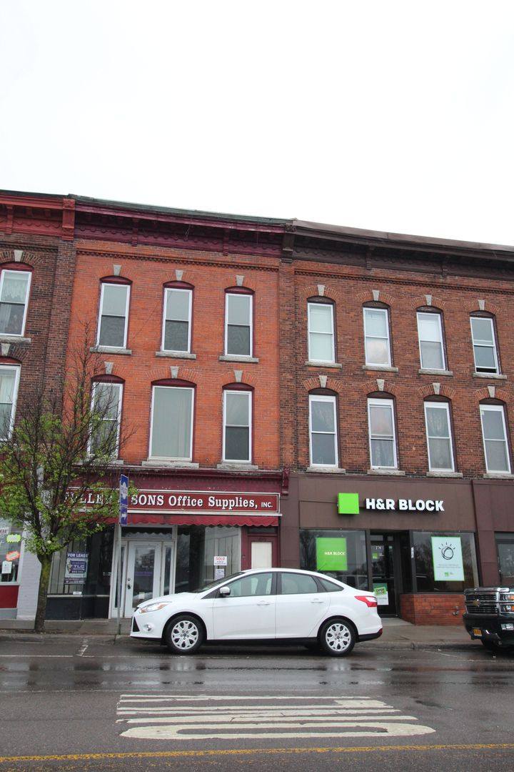 Apartment for rent at 272 State St, Carthage, NY 13619