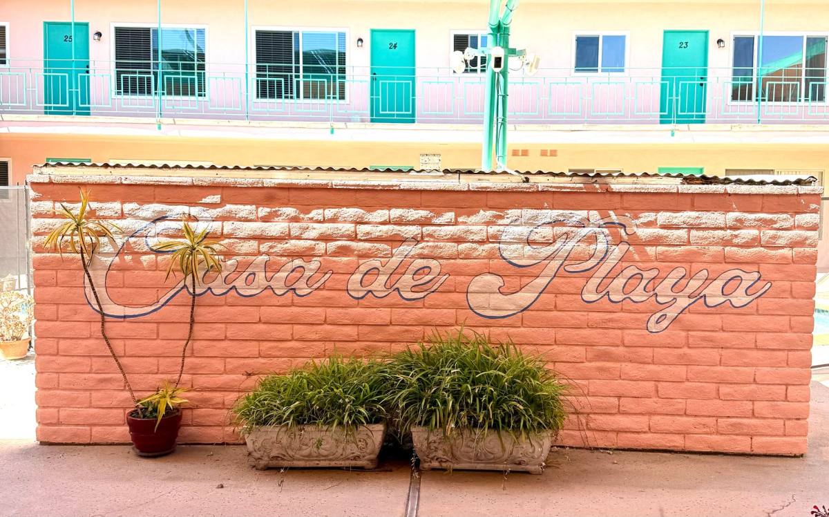 Apartment for rent at 7825 W Manchester Ave #4A, Playa Del Rey, CA 90293