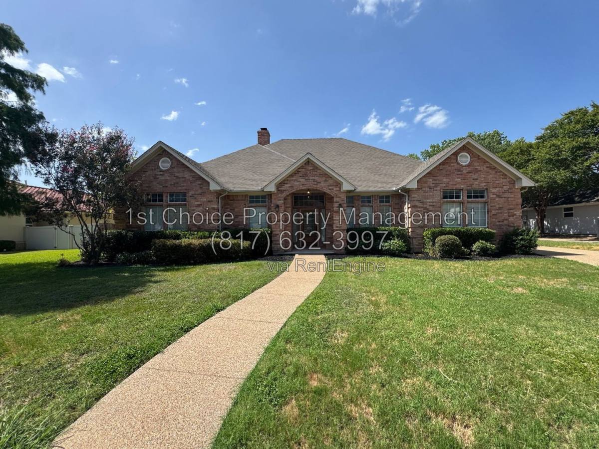 House for rent at 6376 Newport Court, Fort Worth, TX 76116