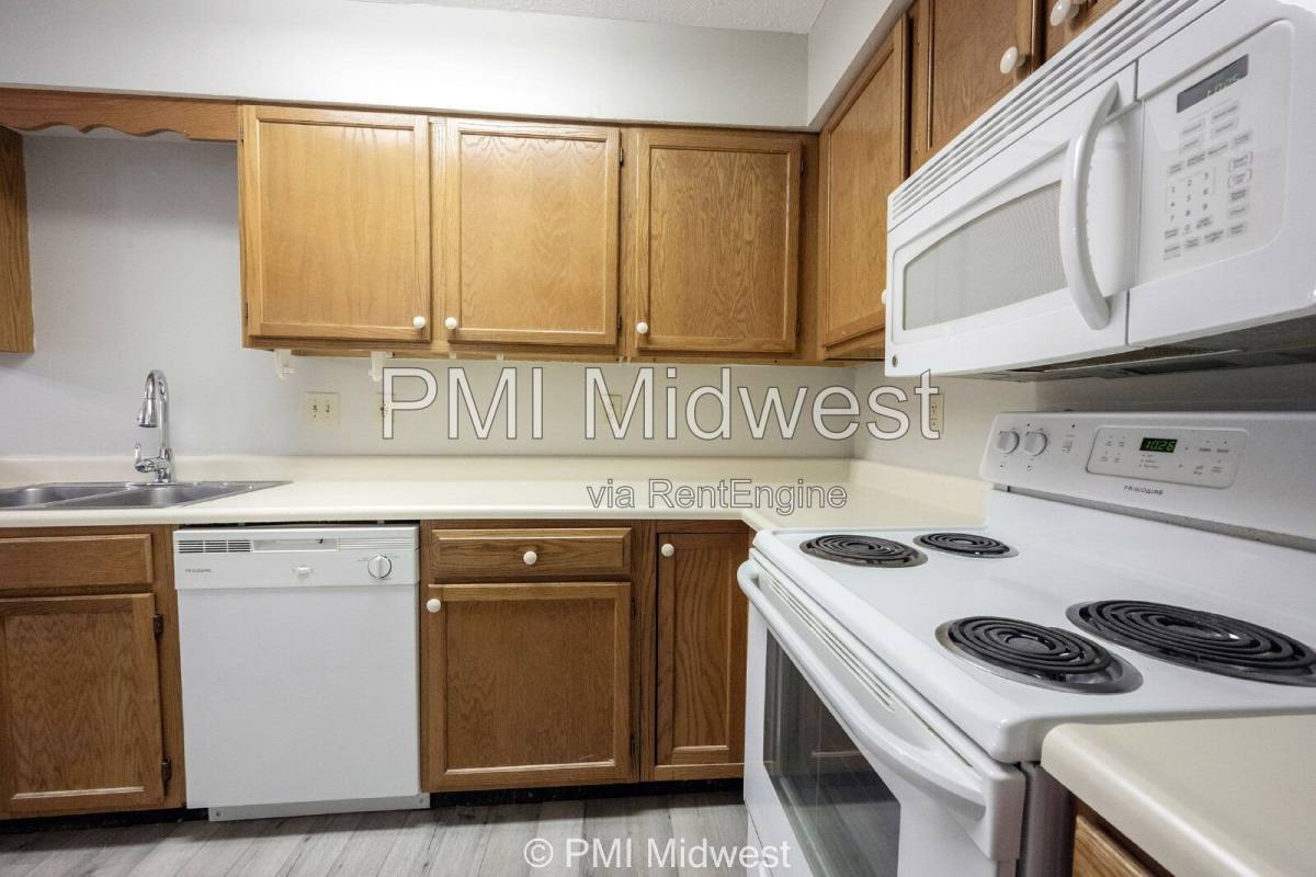 Apartment for rent at 120 E King St, Franklin, IN 46131