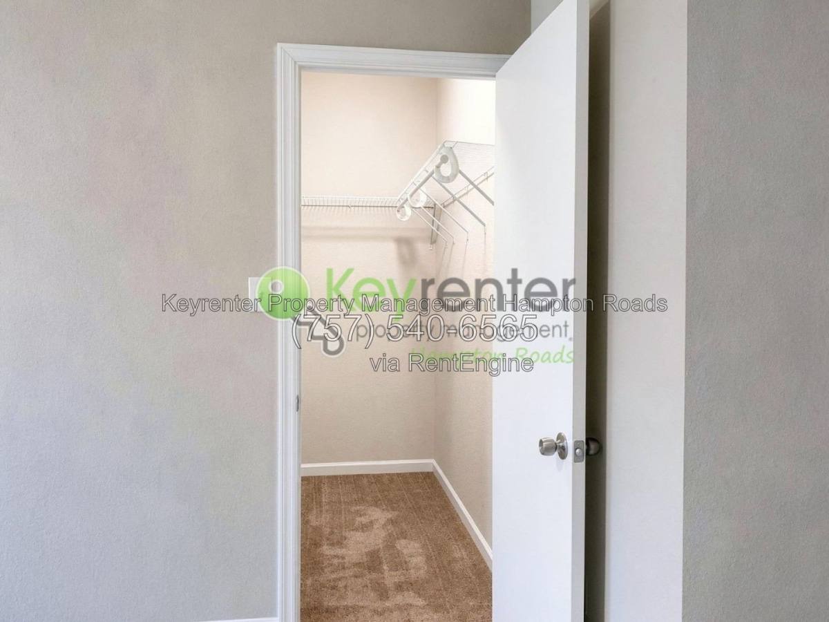 House for rent at 1021 Billings St, Norfolk, VA 23504
