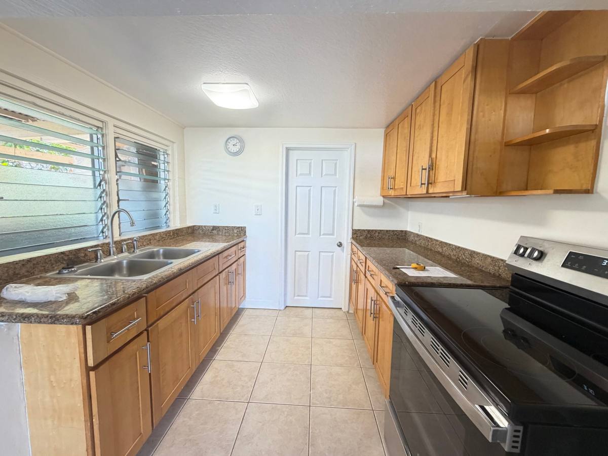 House for rent at 2226 Noah St, Honolulu, HI 96816