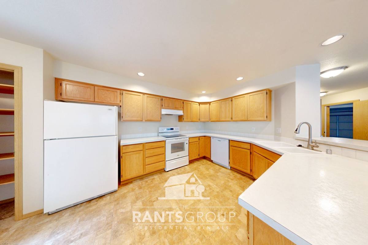 House for rent at 1316 Mills Landing Court SE, Lacey, WA 98503