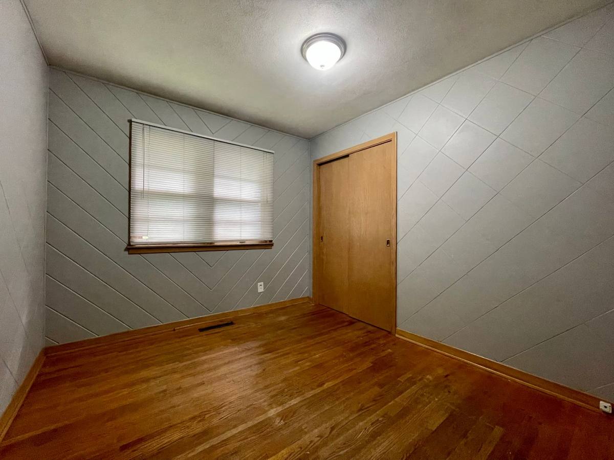 House for rent at 1953 White Bear Ave N, Saint Paul, MN 55109