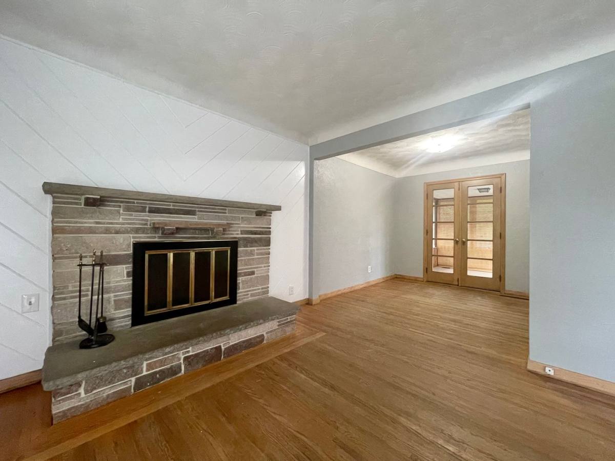 House for rent at 1953 White Bear Ave N, Saint Paul, MN 55109