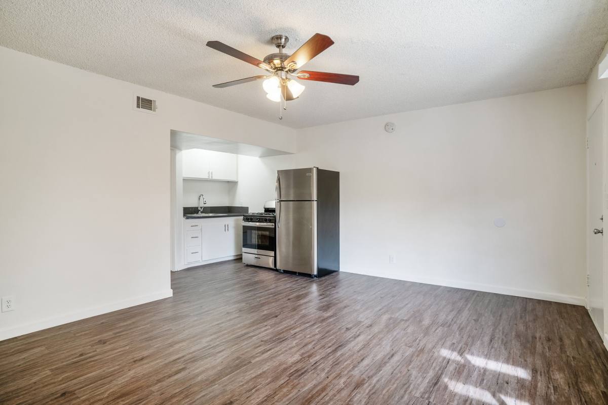 Apartment for rent at 4558 W 173rd St, Lawndale, CA 90260
