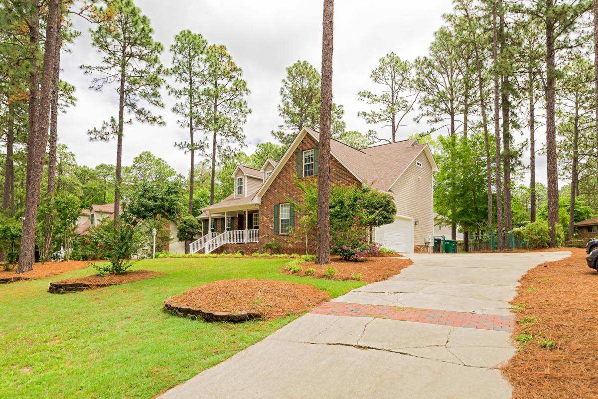 House for rent at 10 Hampshire Lane, Pinehurst, NC 28374