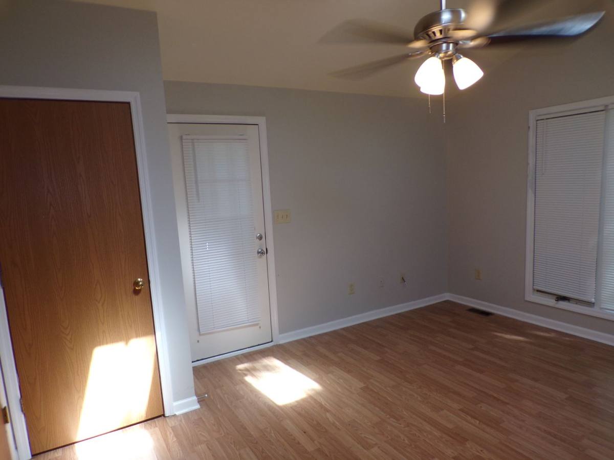 House for rent at 1030 Florida St, Edwardsville, IL 62025