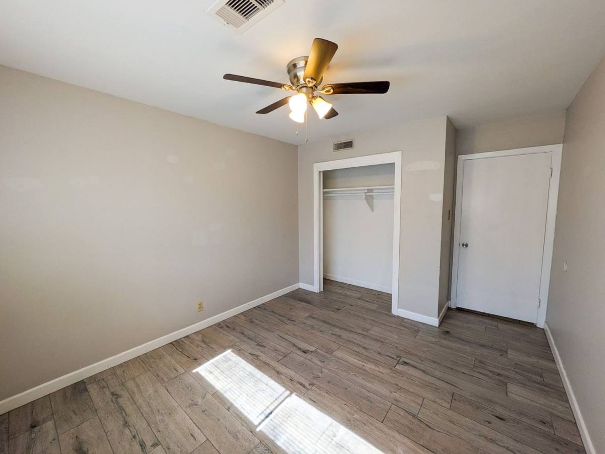 House for rent at 2109 Coronado Place, Orange, TX 77630