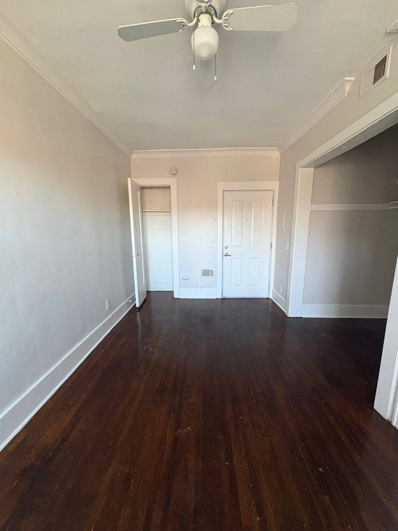 Apartment for rent at 325 Alexander St, Rochester, NY 14607