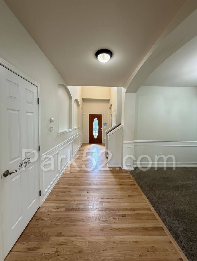 House for rent at 11113 185th St E, Puyallup, WA 98374