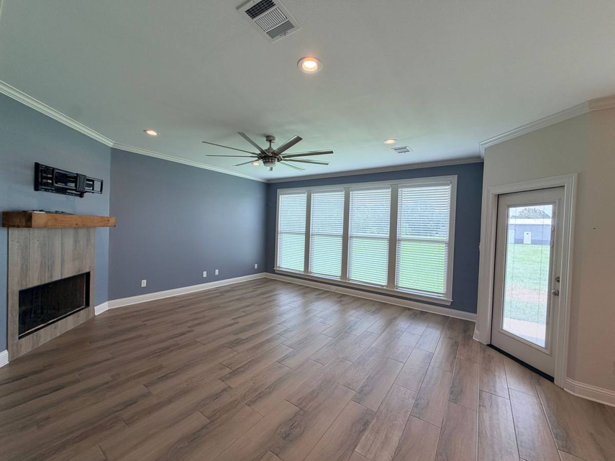 House for rent at 3520 Windwood Circle, Shreveport, LA 71107