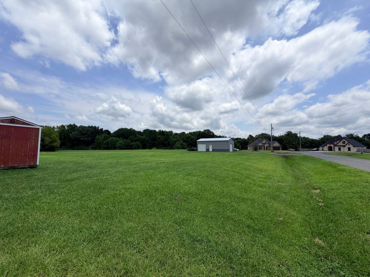 House for rent at 3520 Windwood Circle, Shreveport, LA 71107