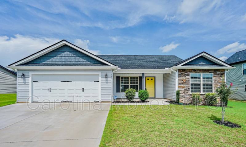 House for rent at 249 Lockeland Park Dr, Simpsonville, SC 29681