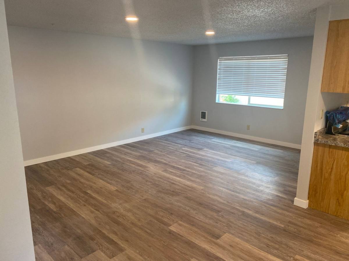 Apartment for rent at 210 SE 5th St #11, Prineville, OR 97754