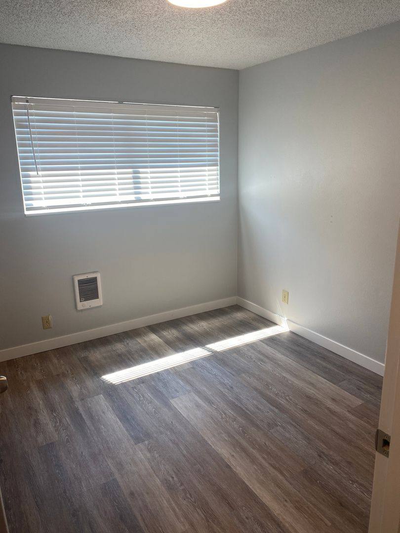 Apartment for rent at 210 SE 5th St #11, Prineville, OR 97754