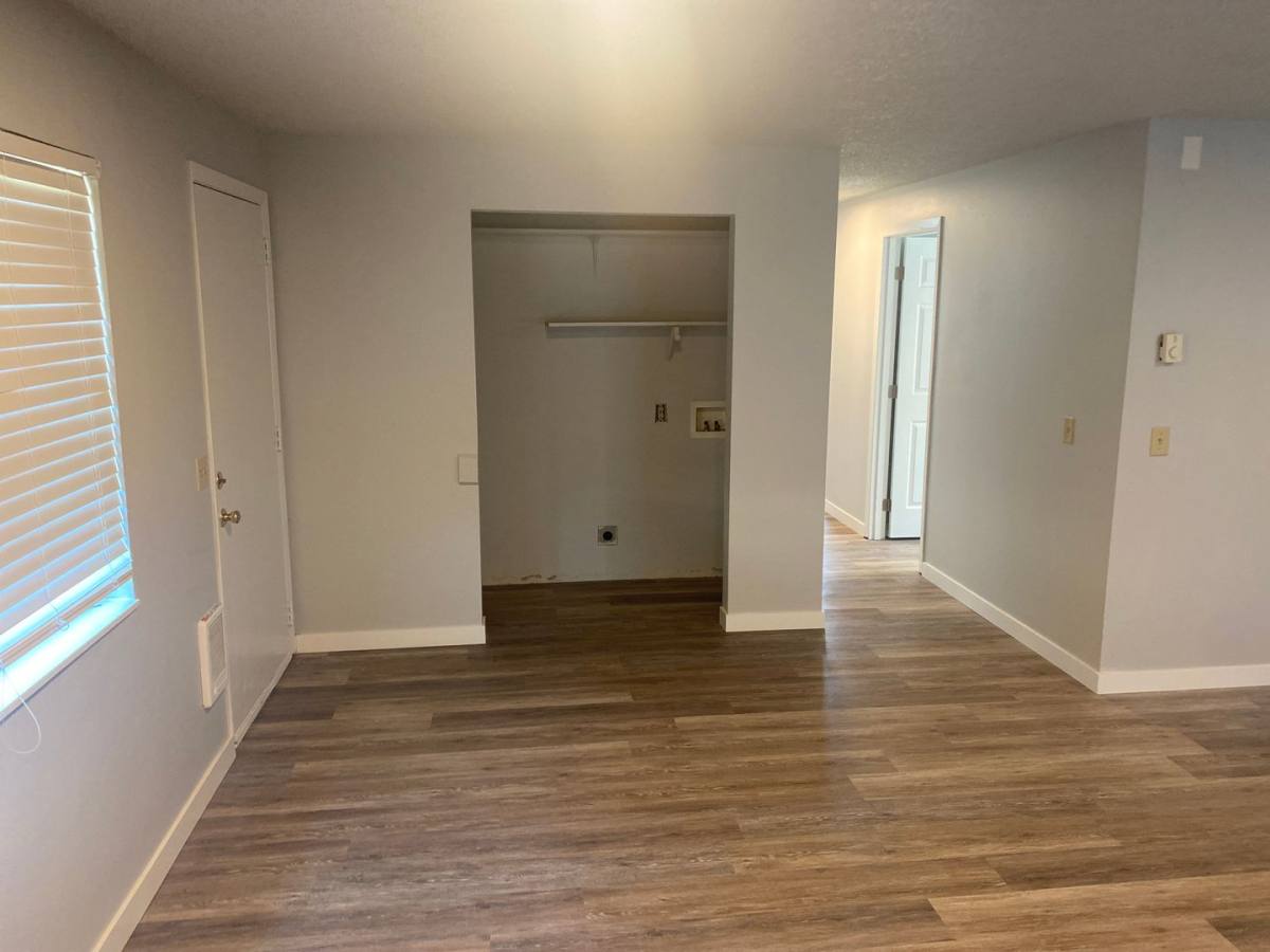 Apartment for rent at 210 SE 5th St #11, Prineville, OR 97754