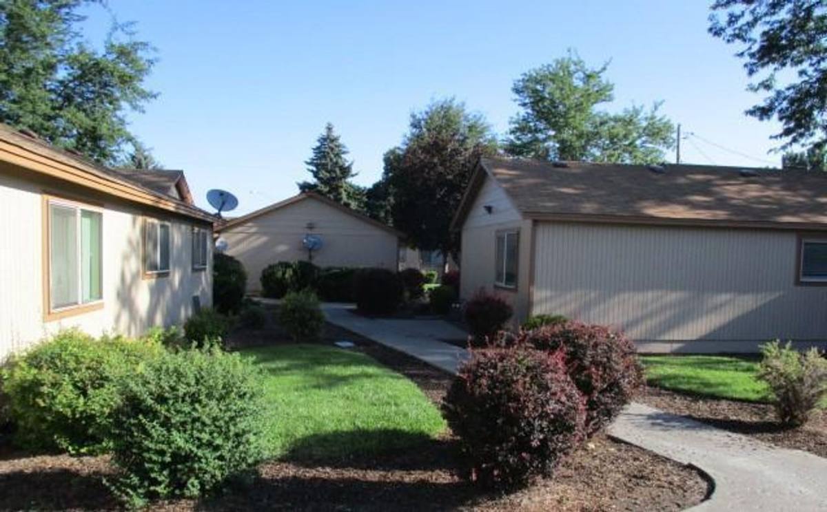 Apartment for rent at 210 SE 5th St #11, Prineville, OR 97754