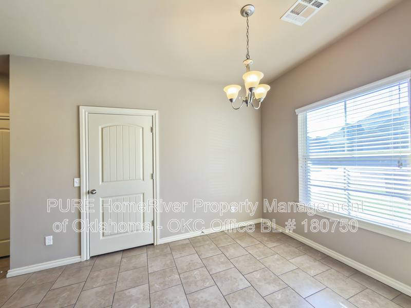 1005 SW 92nd St, Oklahoma City, OK 73139 - Apartment for Rent - Image 16